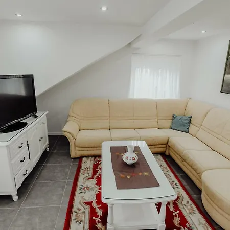 Apartman Slavonia Ðakovo Exteriér fotografie